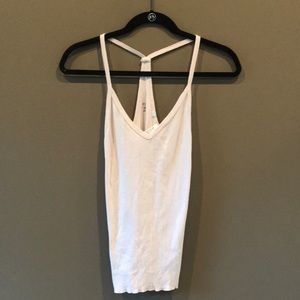 Size M light pink tank